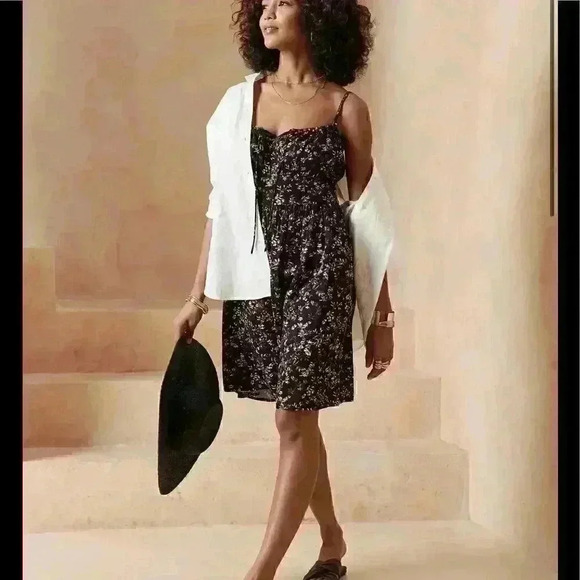 Banana Republic Ruched Mini Dress - Picture 1 of 6